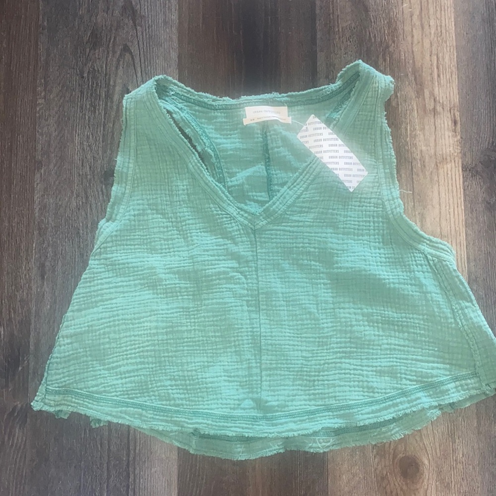 Tank top - Picture 2 of 4